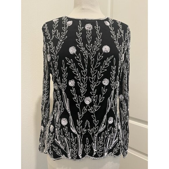 Stenay Tops - Vtg Stenay silk beaded blk white top evening long sleeves scalloped hem size M/L
